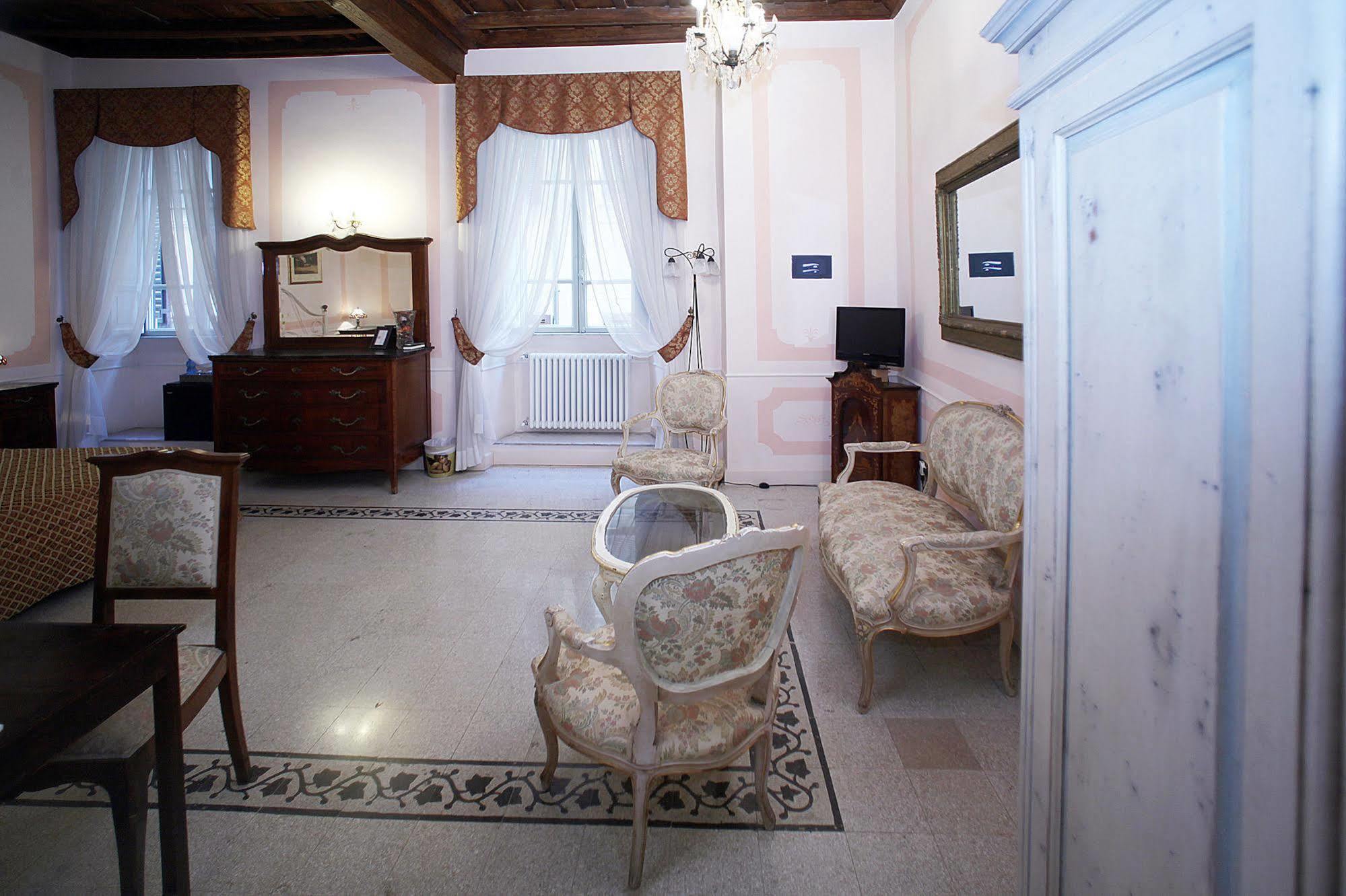 La Maison Dell'Orologio Рим Экстерьер фото